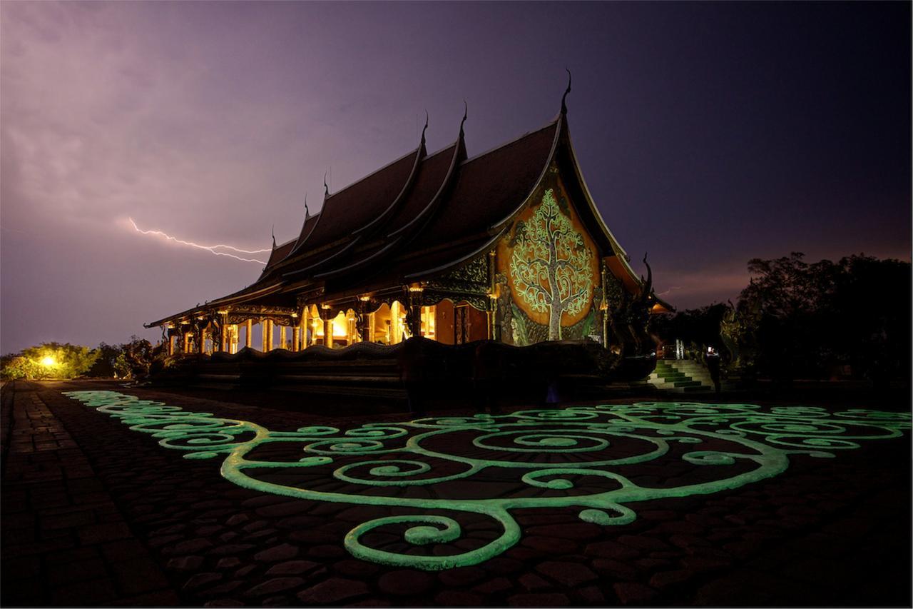 Bluemoon Riverside Phibun Mangsahan Bagian luar foto